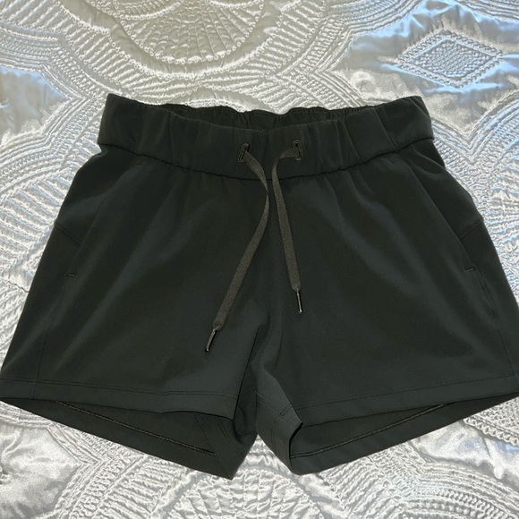 Lululemon shorts - Picture 1 of 4